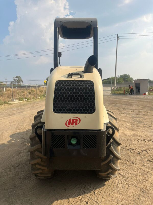 Vibrocompactador SD45D 2006 - Image 3