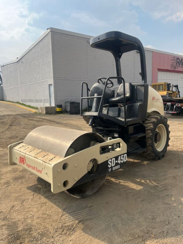 Vibrocompactador SD45D 2006 - Image 5