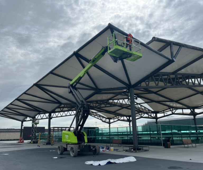 8 motivos para escoger a RMB para la renta de maquinaria de elevación